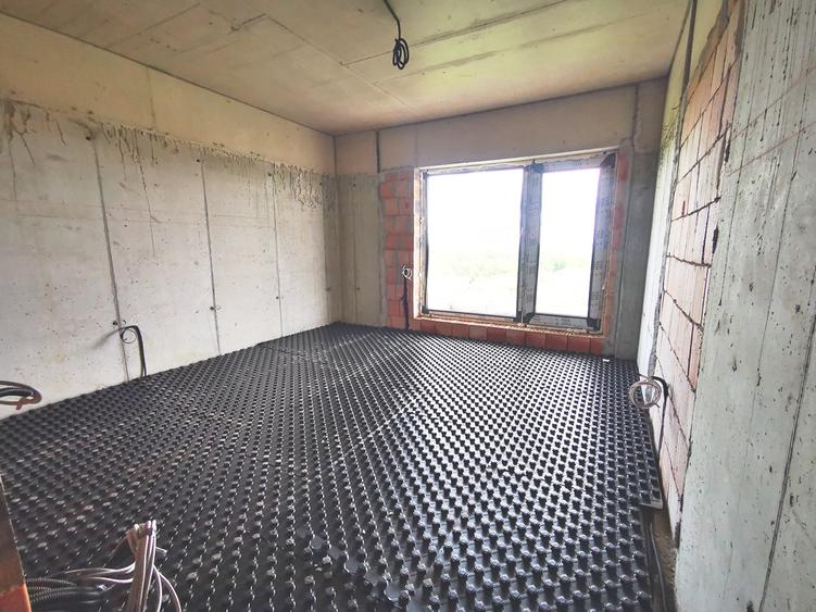 Vanzare penthouse 3 camere Doi Cocosi la lac Sisesti la 3 min metrou Straulesti