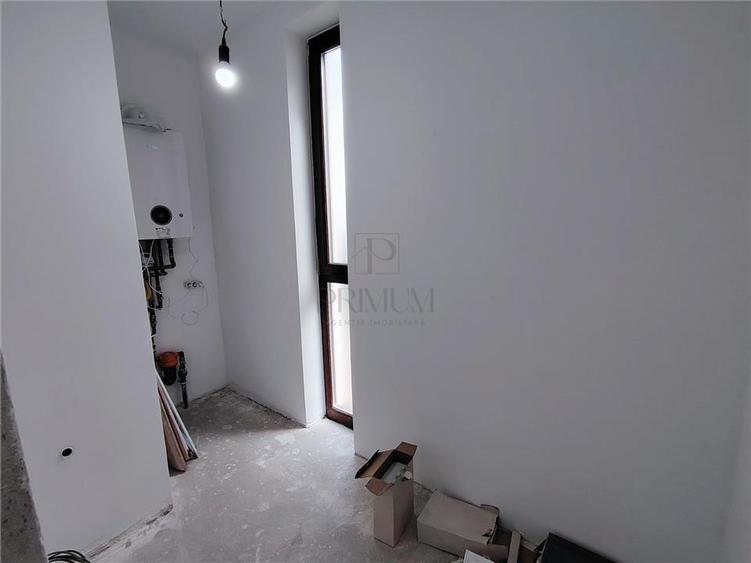 DUPLEX CU TOATE UTILITATILE - 5 CAMERE - CURTE AMENAJATA