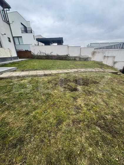 Duplex de inchiriat din septembrie, 5 camere, 2 terase, 3 parcari, VIVO