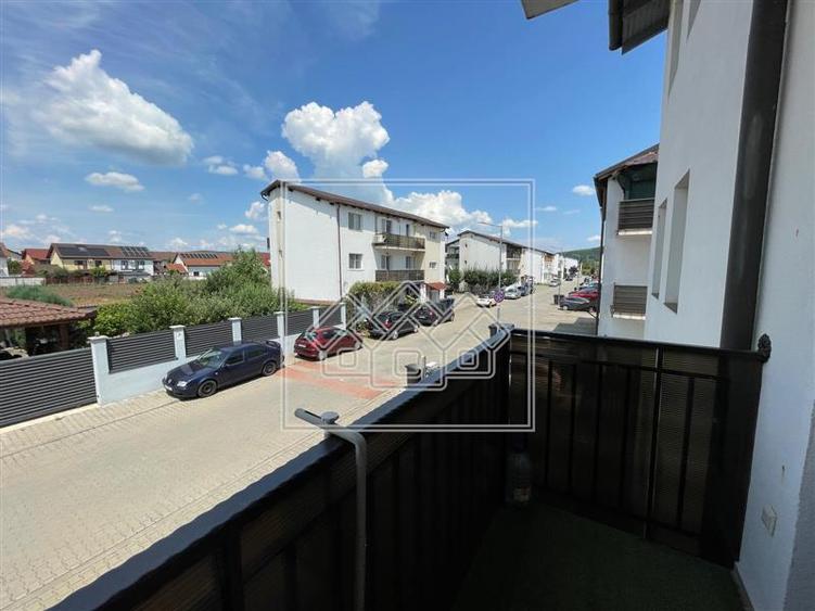 Apartament 3 camere, Etaj 1, Mobilt - Selimbar
