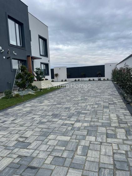 Vila Exclusivista cu 6 Dormitoare, Finisaje din Marmura si Curte mare - 26