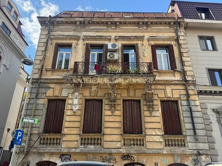 PROPRIETATE INTERBELICA 4 CAMERE+ GARSONIERA + BOXE || PIATA VICTORIEI - 26