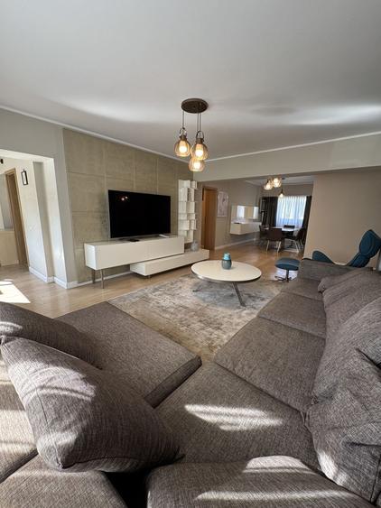 Apartament 3 Camere Piața Victoriei | Ultracentral