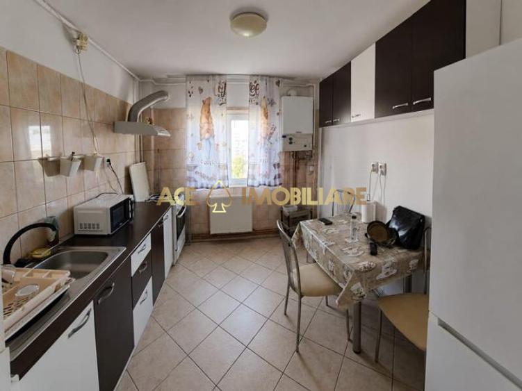 3 Camere de inchiriat | Gorjului | Metrou | Centrala |
