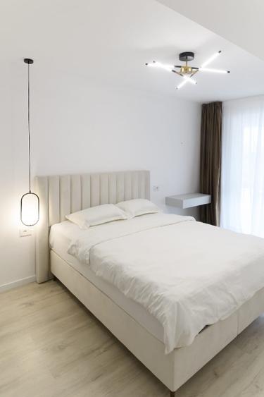 Anunt de Inchiriere - Apartament 2 Camere, Prima Loocuire cu Loc de Parcare