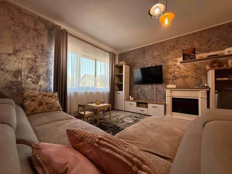 De vânzare | Casă 4 camere | Valea Lupului | Curte 200 mp | 195.000 € | Comision