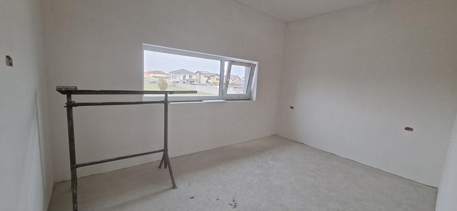 Duplex cu 5 camere si teren de 372mp
