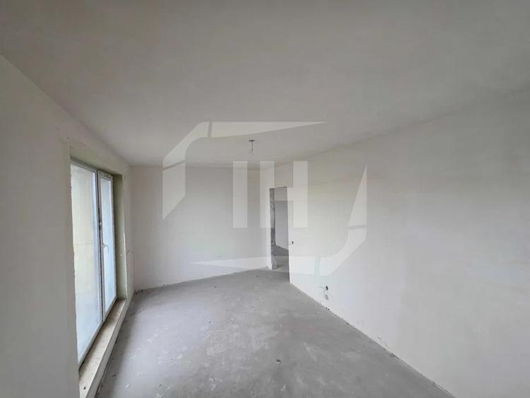 Apartament 3 camere, terasa, bloc nou, CF, zona Iulius Mall
