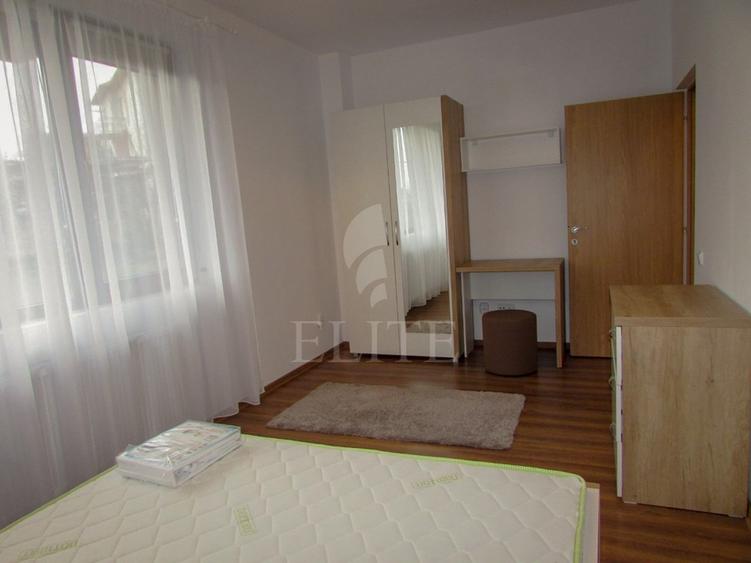 Apartament 2 camere în zona MODENA