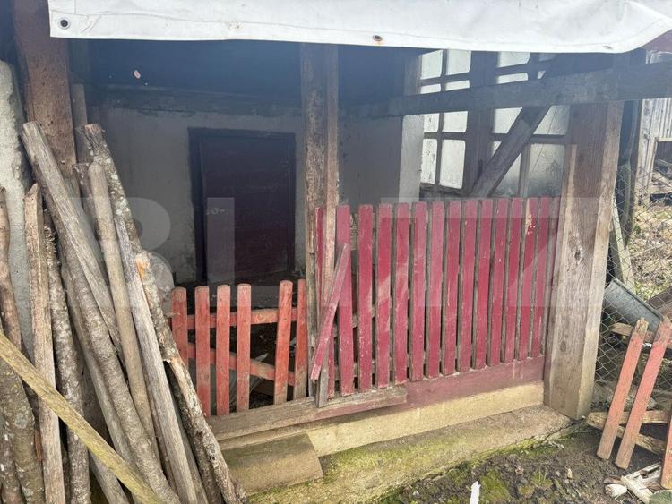 Casa individuala cu 2 camere, 160 mp utili, teren 3800 mp, Bistrita
