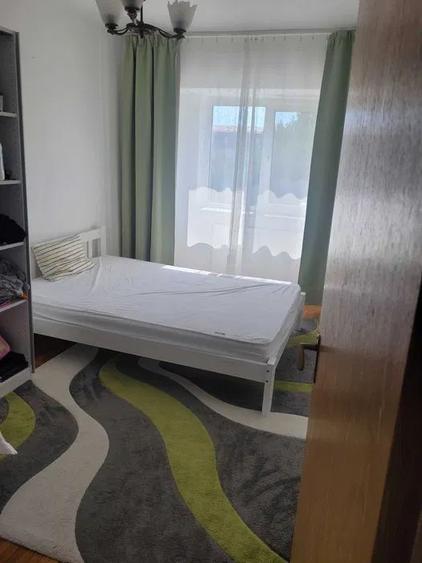 Soveja eden--- apartament 4 camere decomandat cu gaze