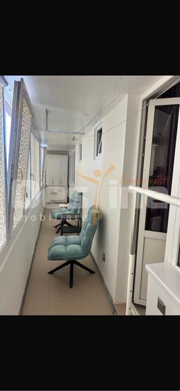 Apartament de inchiriat 3 camere /Unirii