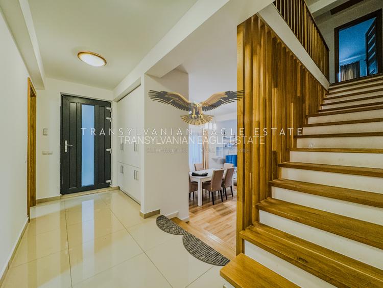 Casă modernă de tip duplex situată în Cartierul Europa - 18