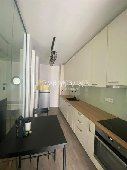 Studio Dublu Premium Aviatiei Cloud 9