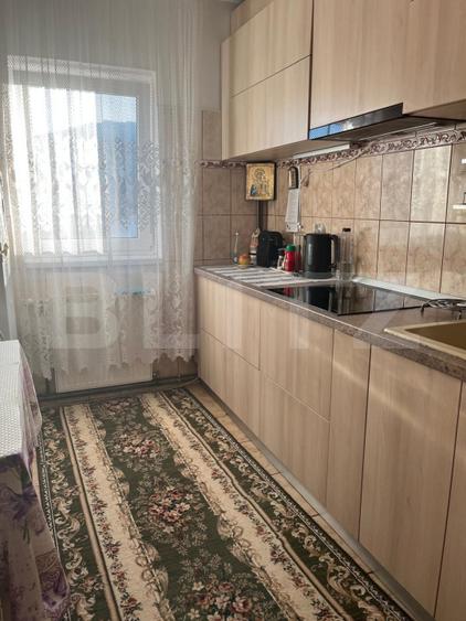 Apartament de vanzare, cu 3 camere, semidecomandat - in Vatra Dornei