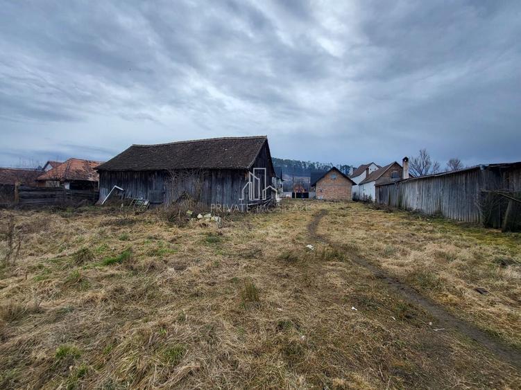 Casa de vanzare Bradeni (zona lacuri pescuit)