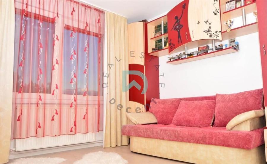 Apartament 4 camere, Tractorul, Brasov