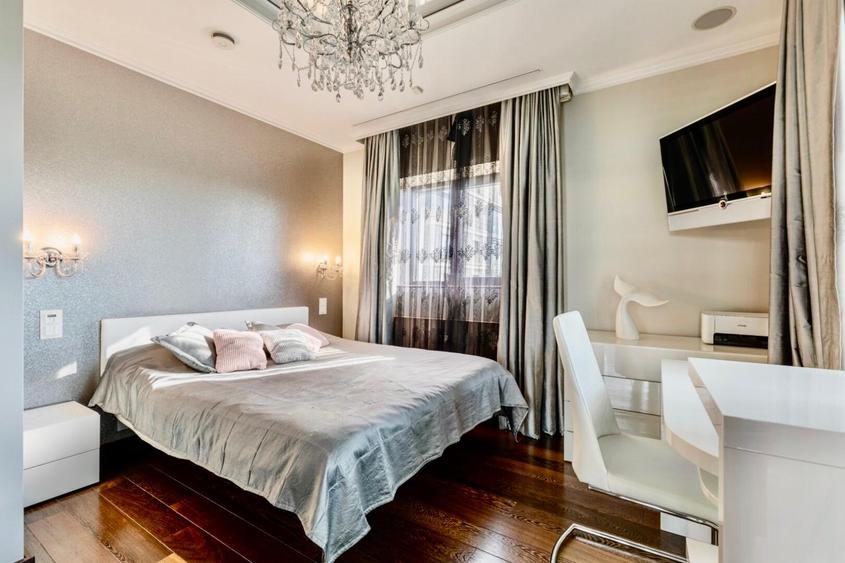 Penthouse tip duplex de vanzare 5 camere zona Floreasca, Bucuresti 474 mp