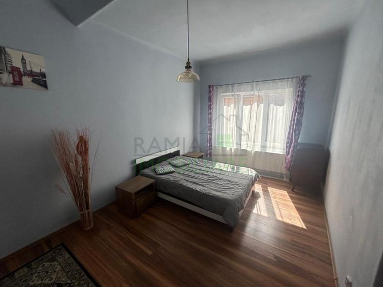 Apartament 2 camere de închiriat în Piața Sfatului, Centrul Istoric