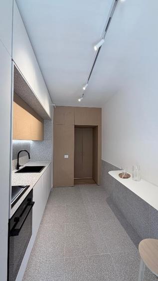 AVIATIEI, 3 camere lux, etaj 3/3, c-tie 2025, 85 mp, totul nou, garaj, terasa