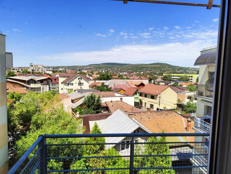 Apartament tip studio 40mp, strada Bucuresti