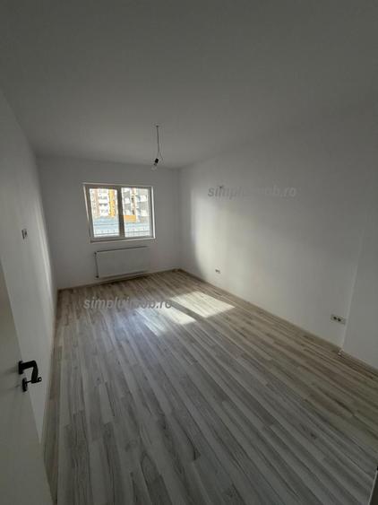 2 Camere Decomandat Bloc Nou Finisaje Moderne
