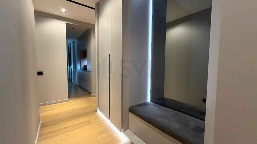REA1029134 Apartament 4 camere I Erou Iancu Nicolae I 2 locuri de parcare I Boxa
