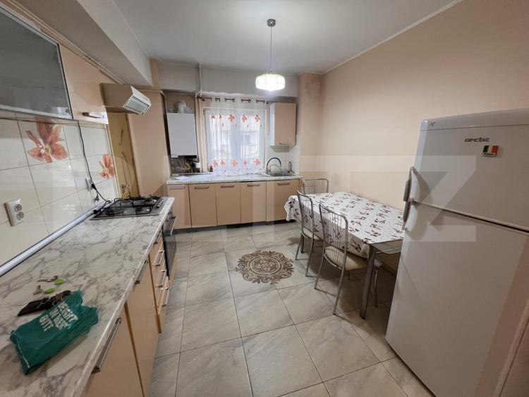 Apartament 3 camere, 90 mp, zona Piata Cipariu