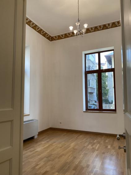 Vila interbelica Restaurata | Birouri | Universitate | Vanzare