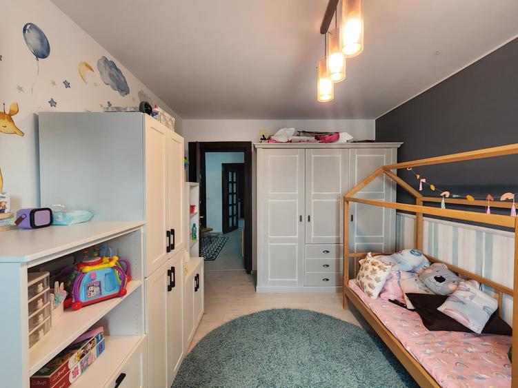 CASA DE VANZARE, 4 CAMERE, 2 BAI, 115 MP UTILI , NICOLINA-STRADA VECHE
