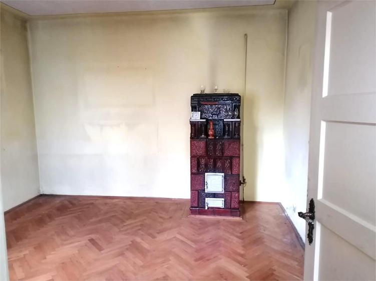 Casa zona Grivitei cu teren de 341 mp
