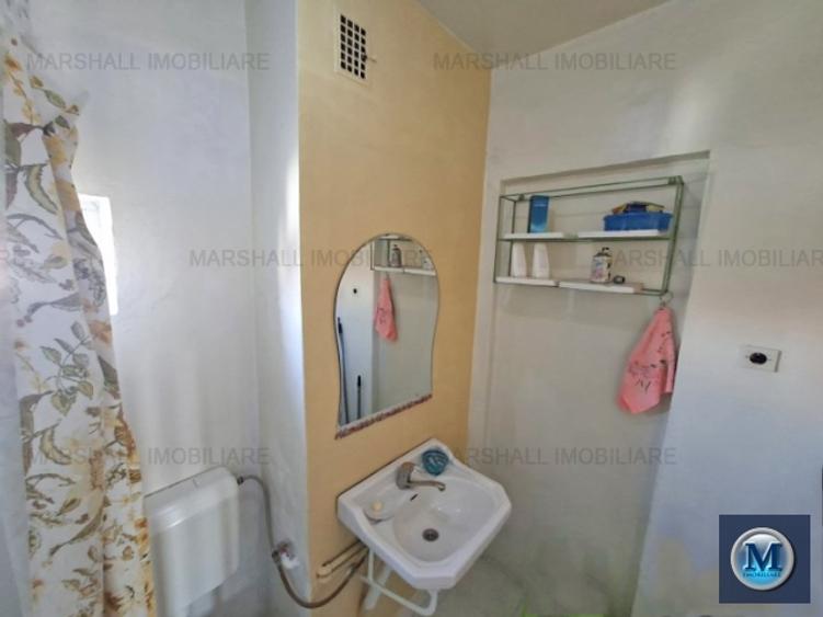 Vila cu 6 camere de vanzare, zona Mihai Bravu, 252.3 mp #16696