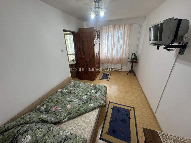 Apartament 2 camere zona Casa de Cultura cu Centrala