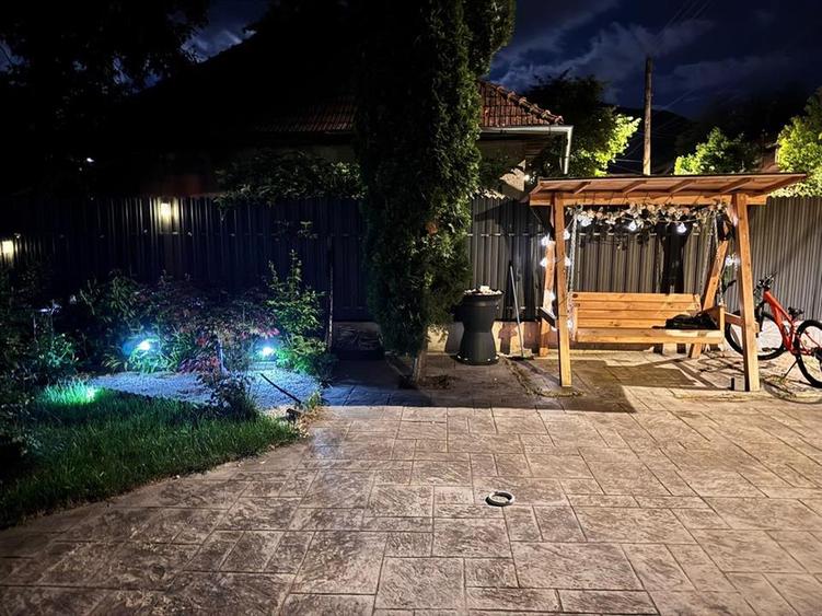 Casa premium 2 in 1 in Noua, Brasov, garsoniera separata, panouri fotovoltaice
