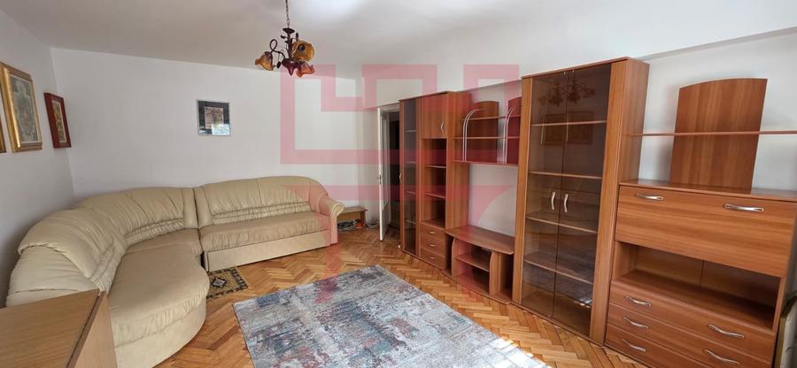 Apartament 3 camere decomandate zona The Office semicentral