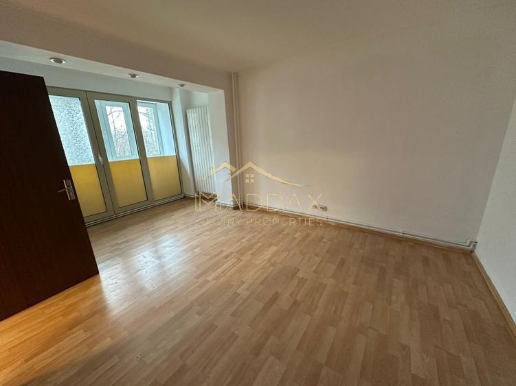 Inchiriere 4 camere/Ultracentral/Rond Alba Iulia/Pretabil firma