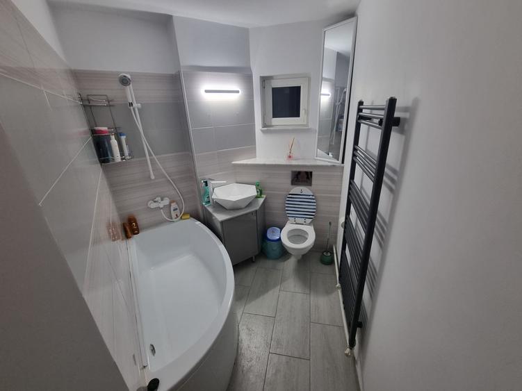 Apartament 2 camere zona FAR