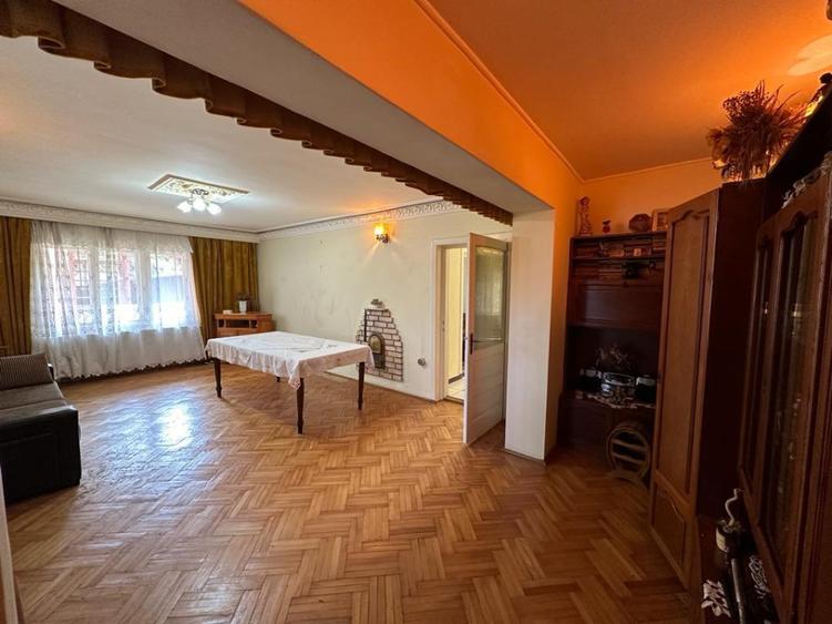 De Vanzare | Casa Individuala P 1 | Poiana Campina |
