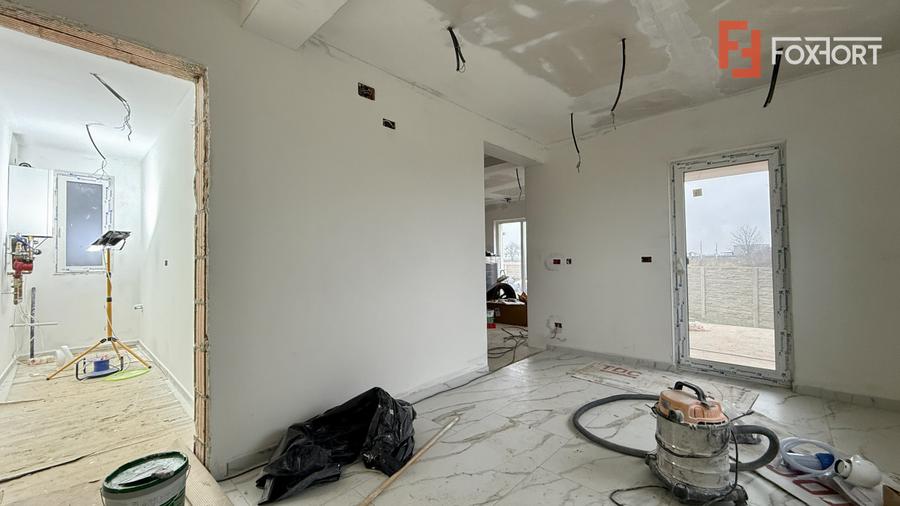 COMISION 0% Duplex individual, 5 camere si teren de 410 mp, zona Mosnita