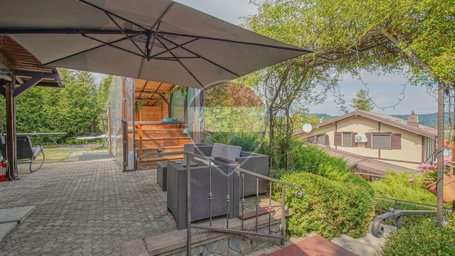 Comision 0%! Vila Patricia, pensiune Breaza | teren tenis | ciubăr