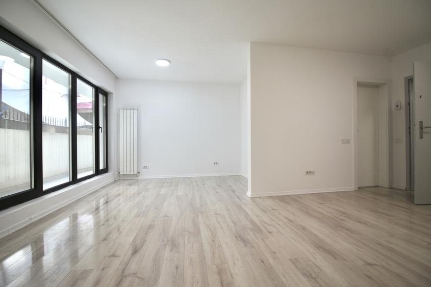 PIATA MUNCII-MIHAI BRAVU, GARSONIERA LA PARTER, BLOC 2020, 0% COMISION!
