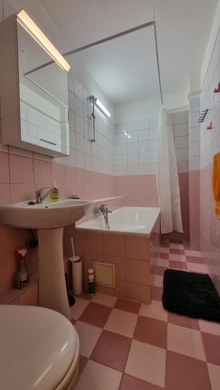 Apartament cu 2 camere de inchiriat in zona Piata Victoriei