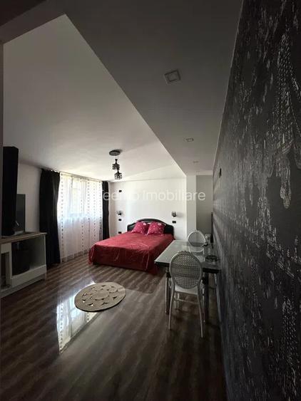 Garsoniera, decomandata, 40 mp, parter vila, intrare separata, metrou, Uverturii - 3