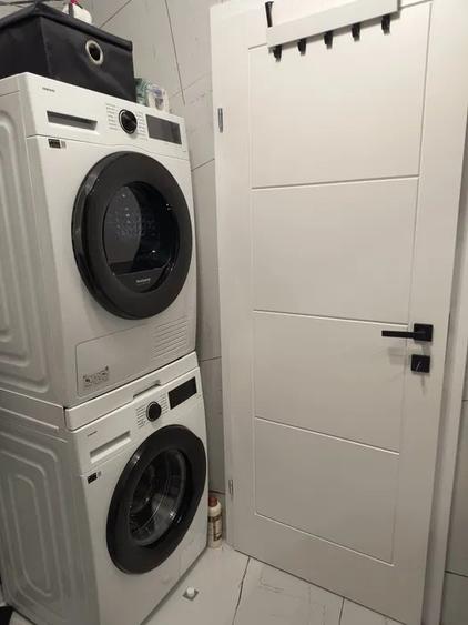 Apartament cu 3 camere, 71 mp, balcon, zona Teilor