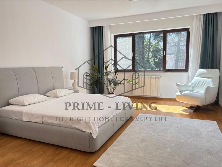 LUXURIOUS  4-ROOM APARTMENT FOR RENT NEAR KISELEFF PARK