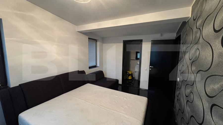Casa individuala cu 4 camere, 500 mp de teren, garaj de 60 mp, zona Vivo