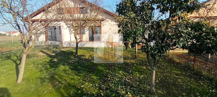 Duplex de vânzare Sacalaz | 110 mp utili | 3 Camere | 360 Teren