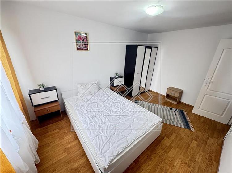 Ap.3 camere, 2 bai si bucatarie separata - zona Terezian