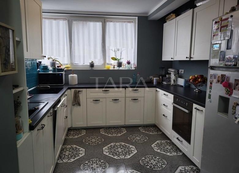 Casa 5 camere, Floresti zona Somesului.