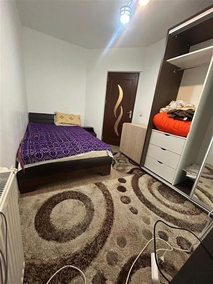 Inchiriere 2 camere decomandat, etaj 1 str Bazei, Valea Adanca